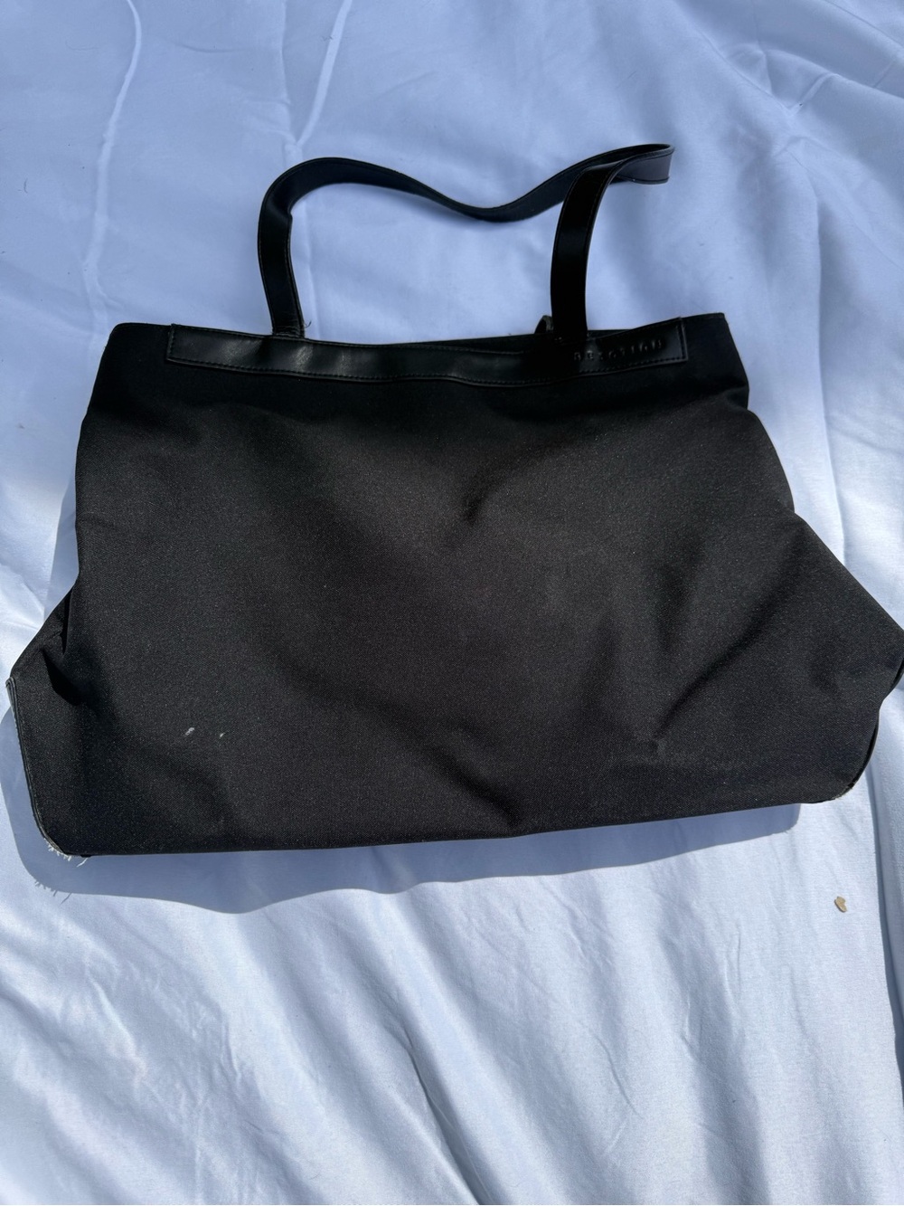 Reaction Kenneth Cole Black Tote Bag with Shoulder Straps